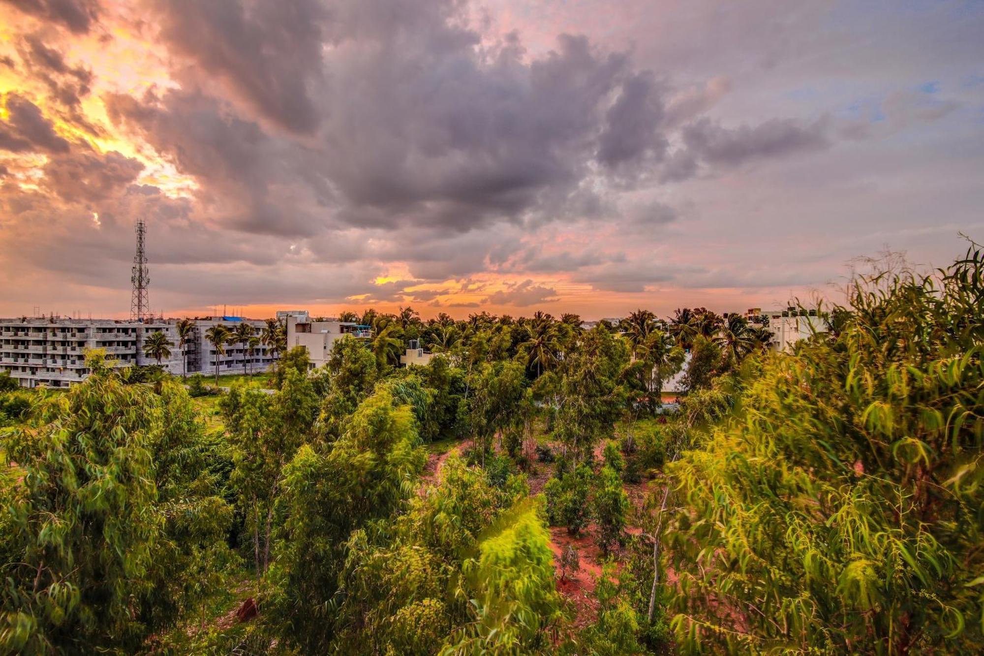 Home 78429 Peaceful Stay Yelahanka Exteriör bild